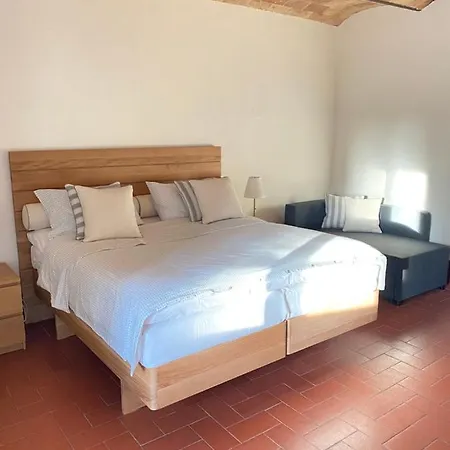 Bioagriturismo Il Cerreto Farm stay Pomarance