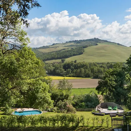 Bioagriturismo Il Cerreto Farm stay